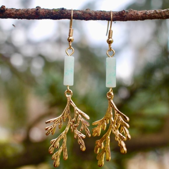 WowNYC Jewelry - New Gold Coral Seaweed Branch Drop Dangle Earrings